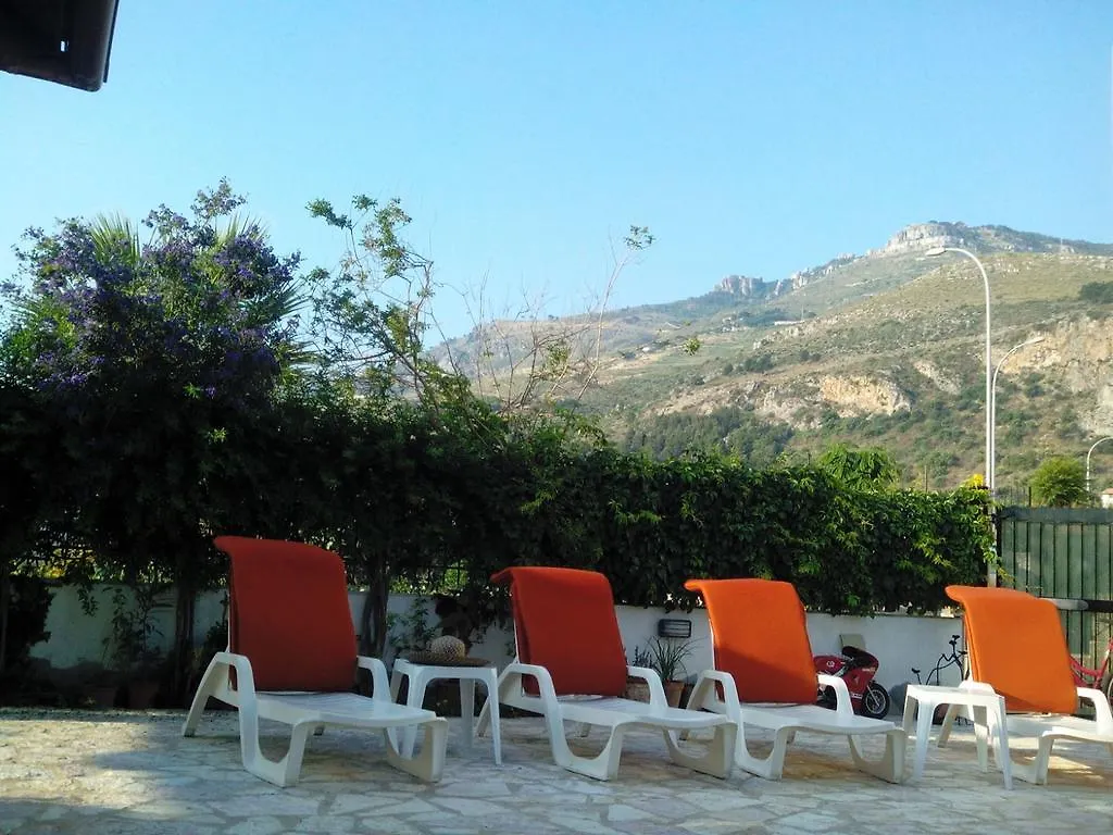بيزولونغو Villa Consuelo