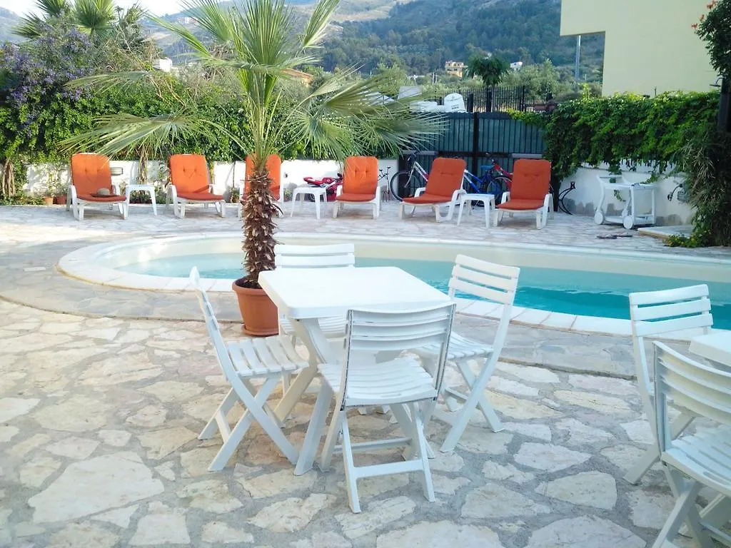 بيزولونغو Villa Consuelo