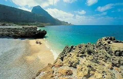 بيزولونغو Villa Consuelo